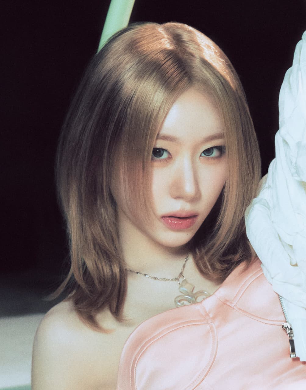 CHAERYEONG (채령)