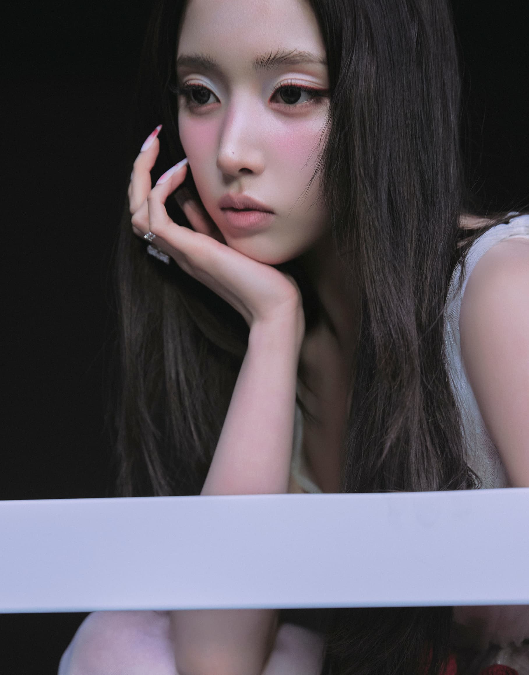 JIWOO (지우) official profile