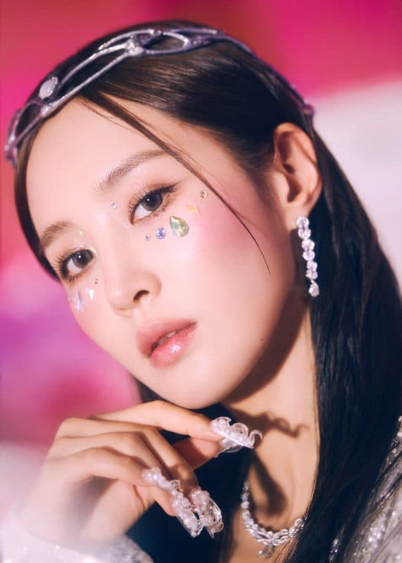 YoonA profile